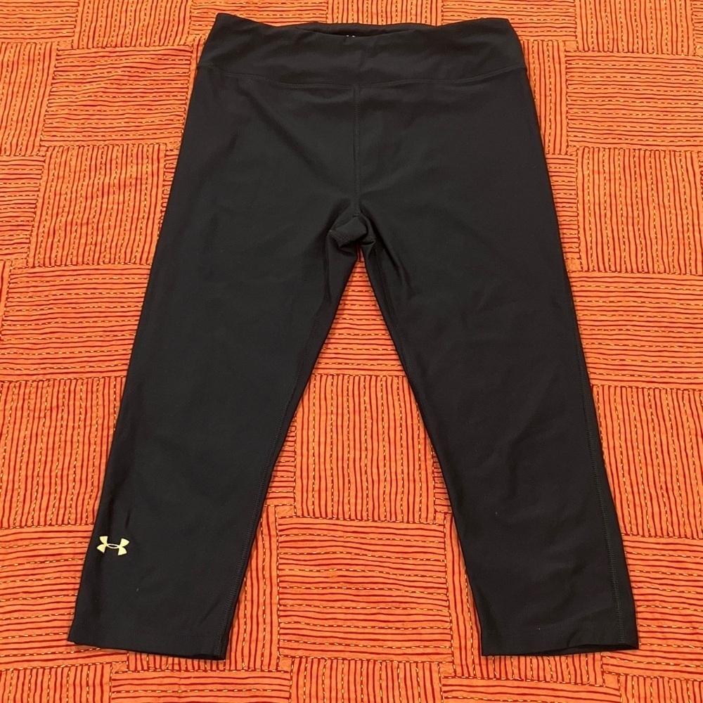 Under Armour wm’s  small capri compression heat gear Leggings dark blue